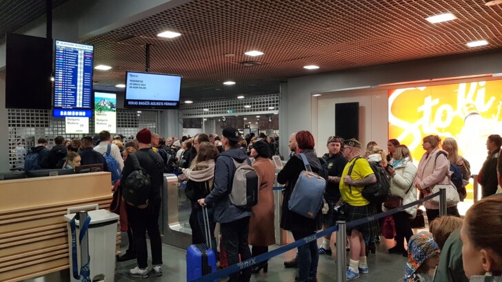 С украинцами случилось ЧП в международном аэропорту | Фото: facebook.com/alex.gluschenko
