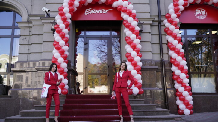 Компания Ernest Airlines открыла офис в Киеве. Фото: пресс-служба Ernest Airlines