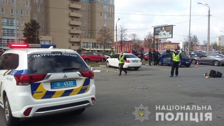 У Харкові біля супермаркету сталася стрілянина