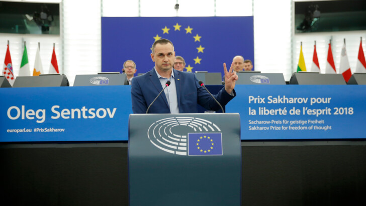 Олег Сенцов в Европарламенте. Фото: REUTERS/Vincent Kessler