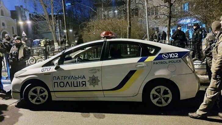Фото: "Буквы", "Громадське", полиция