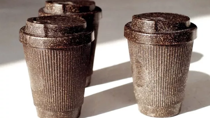 В Берлине создали чашки из кофейной гущи Фото: Kaffeeform