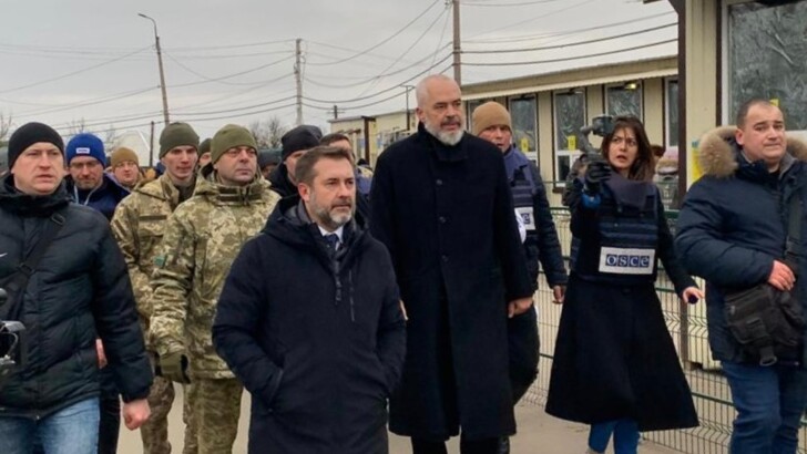 Візит Еді Рами на Донбас. Фото: сторінка Людмили Денисової в Facebook і прес-служба ДПСУ
