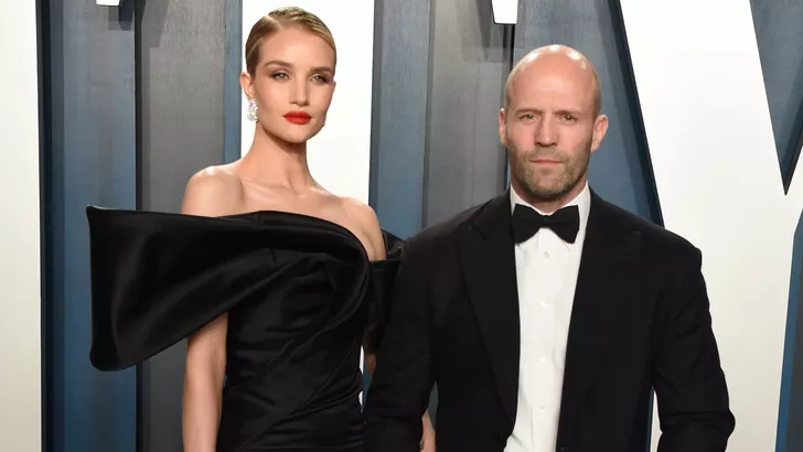 Розі Хантінгтон-Вайтлі та Джейсон Стейтем на закритій вечірці "Оскара 2020"