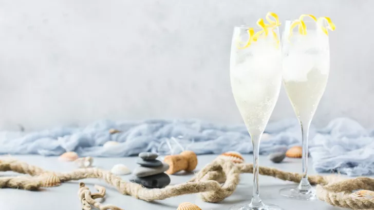 Цитрусовый коктейль с шампанским