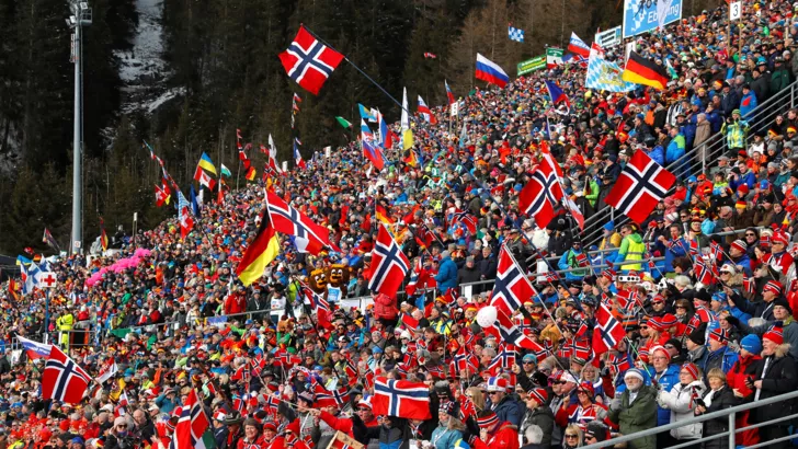 Норвезькі фанати біатлону заполонили Антхольц