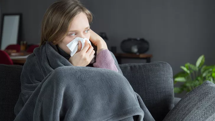 Якщо у вас застуда чи бронхіт, але стан не тяжкий, то робити щеплення можна