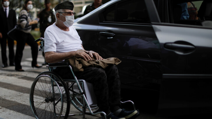 99-летний ветеран вылечился от COVID-19. Источник: REUTERS/UM/zuz