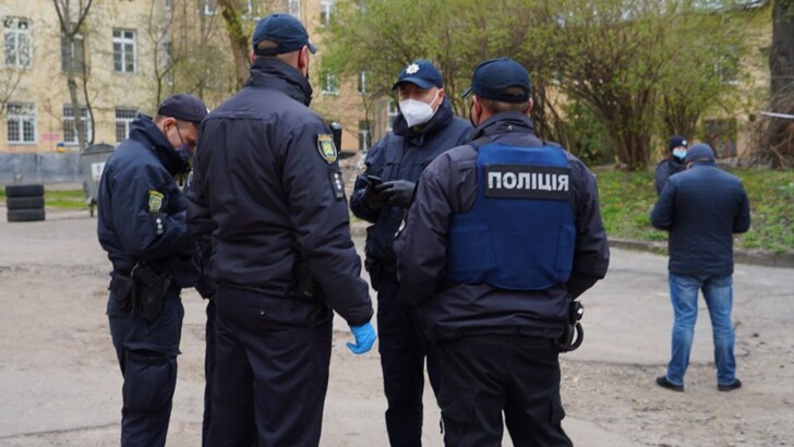 Во Львове расследуют взрыв гранаты возле одной из больниц | Фото: Нацполиция