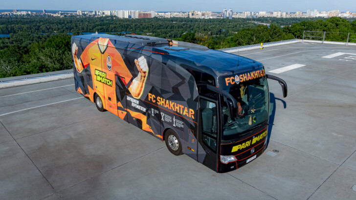 Новый клубный автобус "Шахтера"