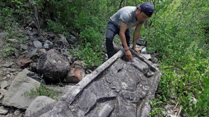 В Мексике нашли руины с загадочными узорами | Фото: EPA