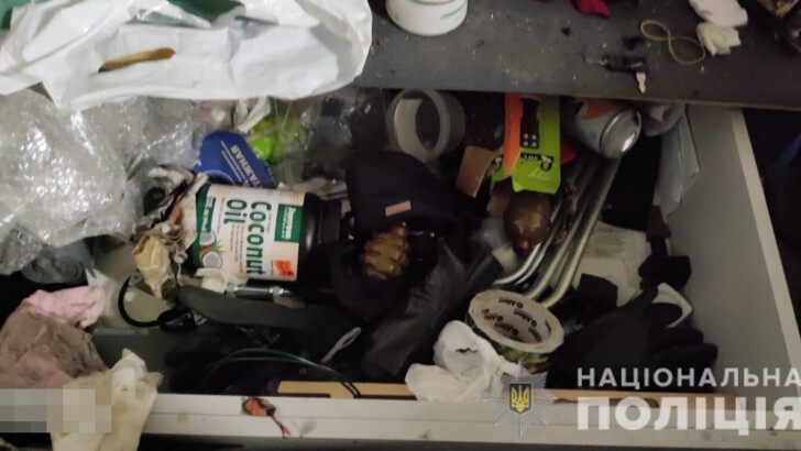 Боеприпасы в гараже самоубийцы в Харькове
