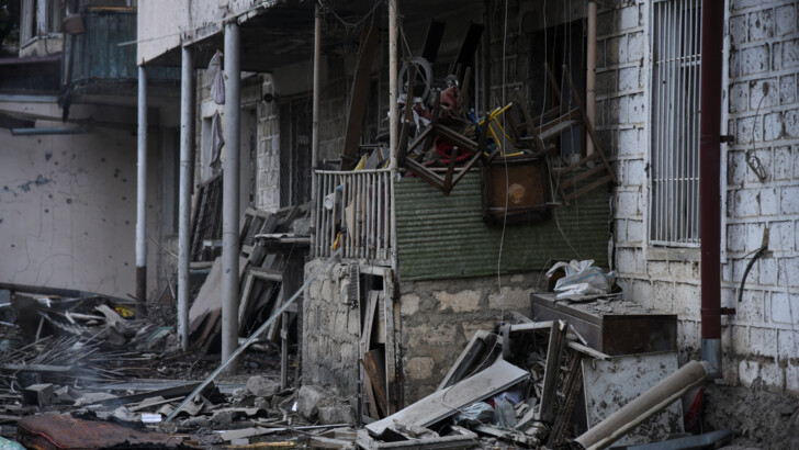 Последствия обстрела Степанакерта | Фото: Reuters