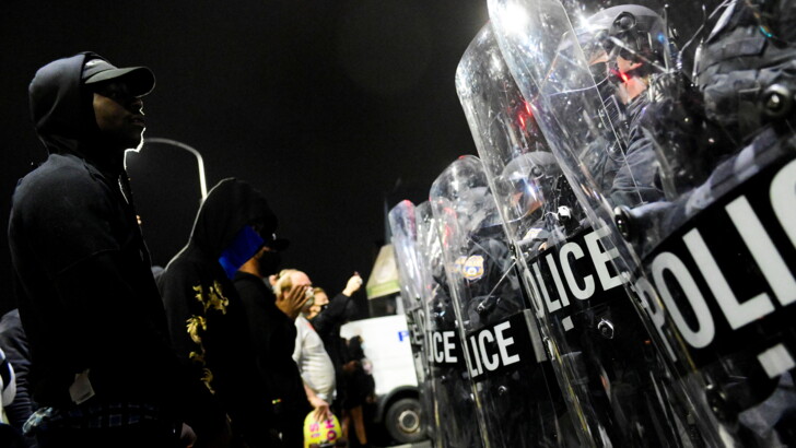 Протесты в США. Фото: REUTERS/KFM