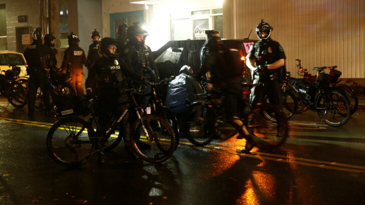 Протесты в Сиэтле. Фото: REUTERS/KC
