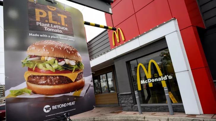 Ресторан быстрого питания McDonald's / Фото: REUTERS/Moe Doiron