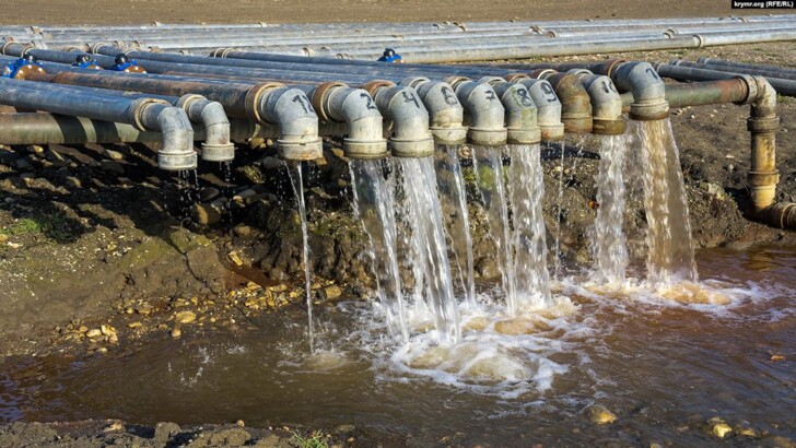 Власти Украины могут дать воду в оккупированный Крым | Фото: Крым.Реалии