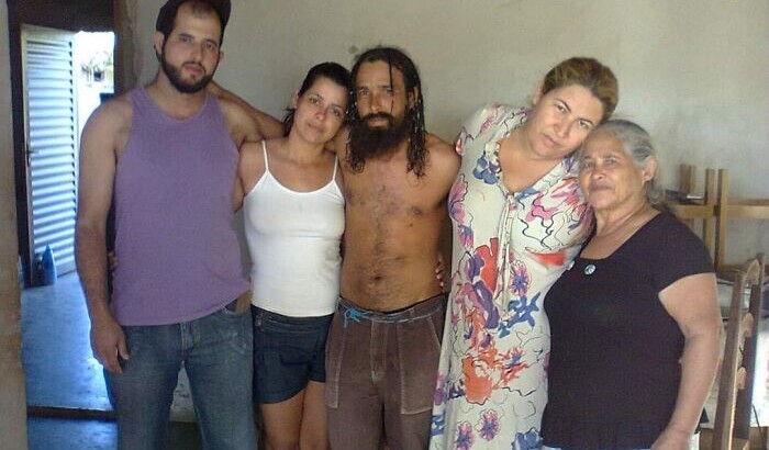 Жоау Коэльо Гимарес нашел своих родственников благодаря стрижке | Фото: instagram.com/padoooficial
