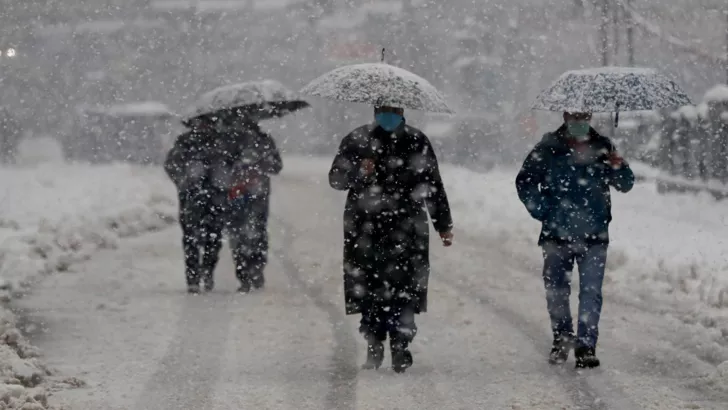 На українців чекає люта зима 2021-2022. Фото: REUTERS / Danish Ismail