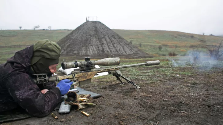 Украинские снайперы на Донбассе. Фото: Anastasia Vlasova/Reuters