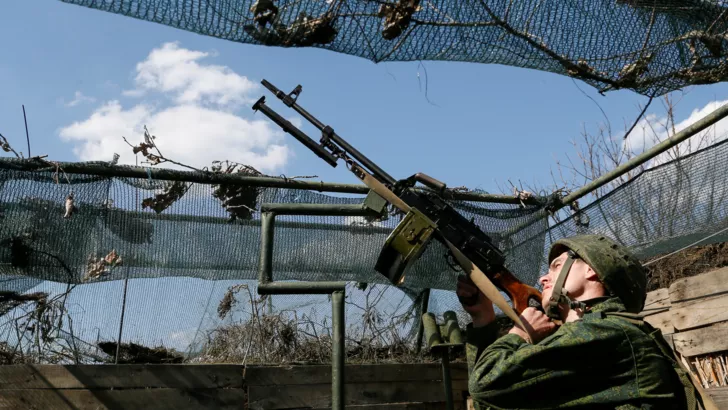 Бойовики на Донбасі. Фото Alexander Ermochenko/Reuters