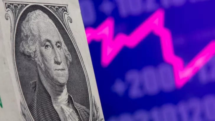 Курс доллара больше не падает