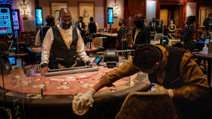 Приклад покерного столу під час пандемії