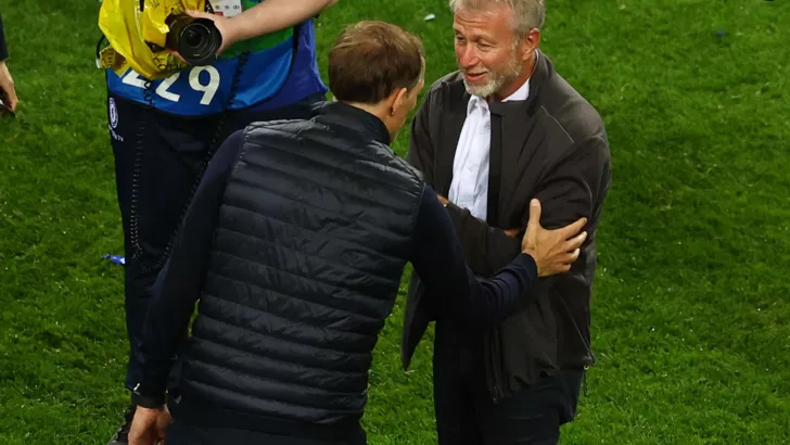 Томас Тухель и Роман Абрамович после победы в финале Лиги чемпионов