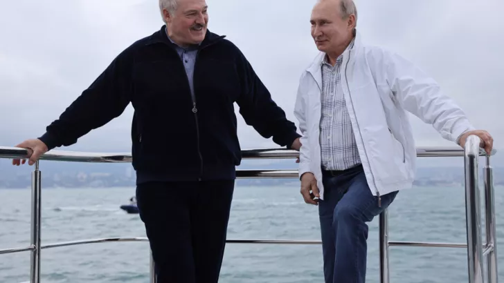 Лукашенко и Путин на морской прогулке в Сочи