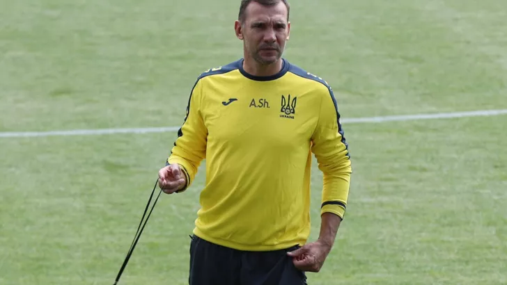 Андрей Шевченко на тренировке сборной Украины