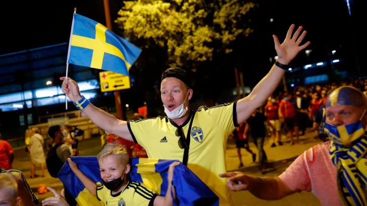 Болельщики Швеции на Евро-2020