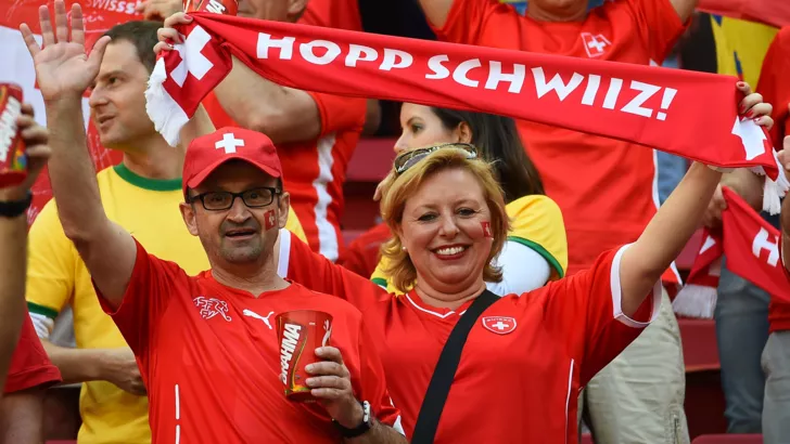 Швейцарские болельщики верят в свою команду