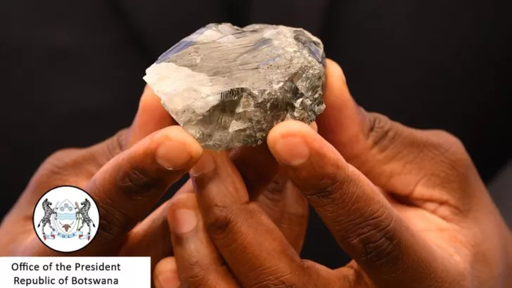 Уникальный алмаз еще не получил свое название, но точно войдет в историю. Фото: пресс-служба президента Ботсваны