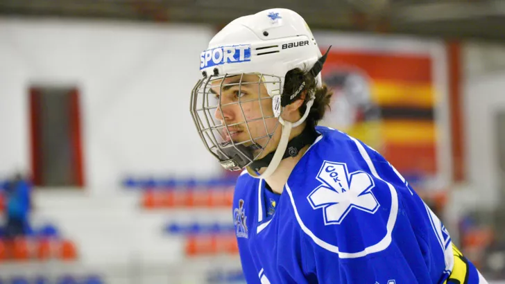 Артур Чолач выбраний на драфті НХЛ