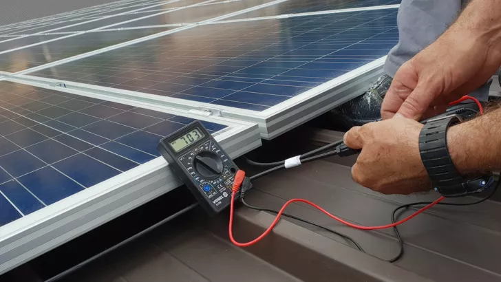 У Каліфорнії сонячні батареї можуть з'явитися на всіх комерційних будівлях з 2023 року
