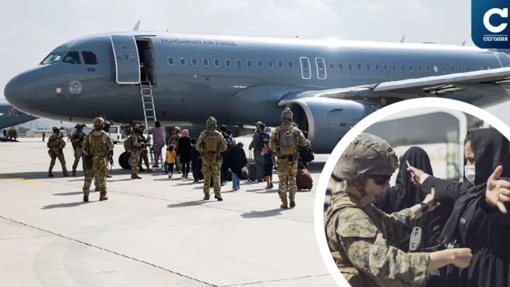 В ближайшие сутки в аэропорту ожидается новый теракт / Фото Reuters / Коллаж "Сегодня"