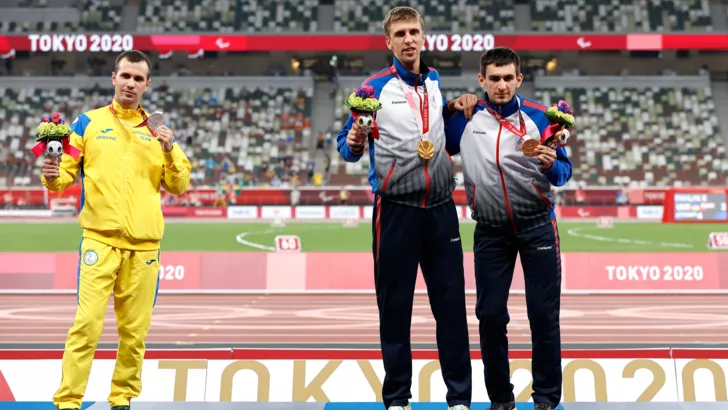 Игорь Цветов отказался фотографироваться вместе с российскими спортсменами