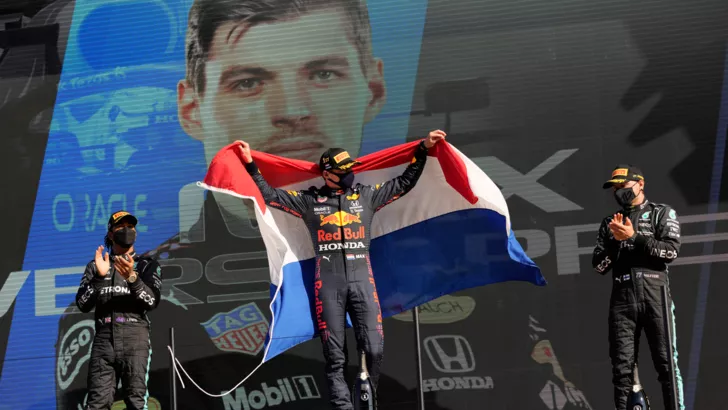 Ферстаппен выиграл Гран-при Нидерландов