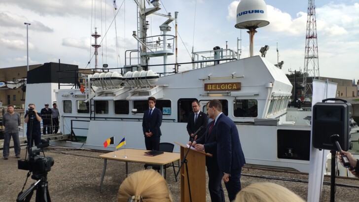 Бельгія передала Україні науково-дослідне судно 