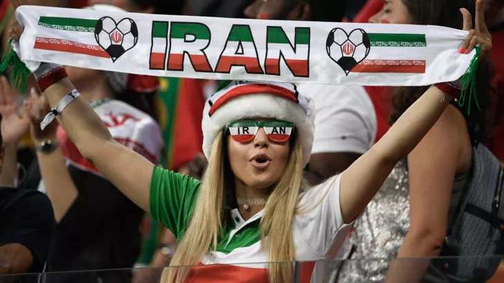Яскрава вболівальниця збірної Ірану