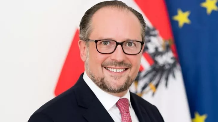 Назначенный канцлер Австрии Александер Шалленберг. Фото: esan.tv