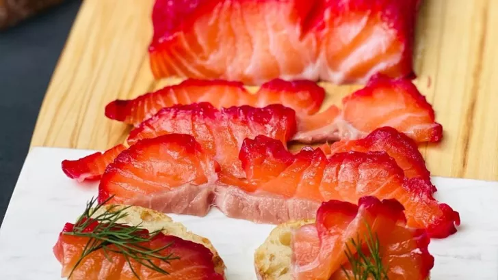 Гравлакс – рецепт скандинавської закуски з червоної риби