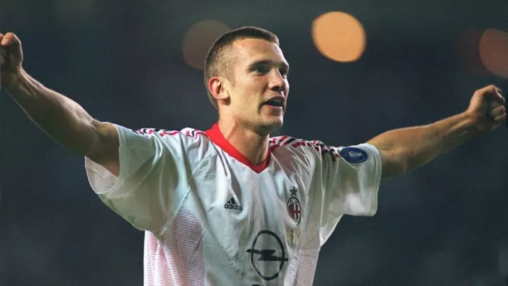 Андрей Шевченко дебютировал за Милан в 1999 году