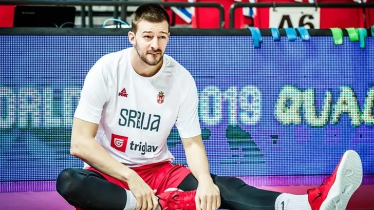 Стеван Еловац играл за сборную Сербии