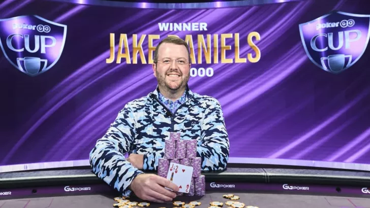 Джейк Дэниелс выиграл третий ивент PokerGo Cup