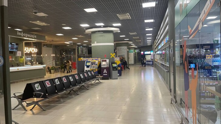 Журналист "Сегодня" побывал в аэропорту "Жуляны". | Фото: "Сегодня"
