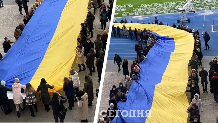 Найбільший прапор України розгорнули на НСК "Олімпійський"