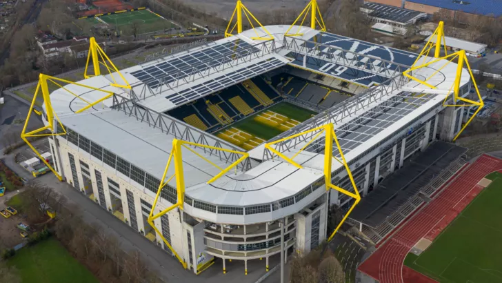 "Сигнал Идуна Парк" - самый большой стадион Германии
