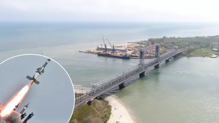 Оккупанты ударили по мосту под Одессой