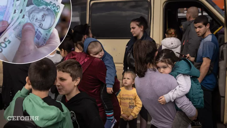 Переселенцям в Україні продовжують надавати грошові виплати